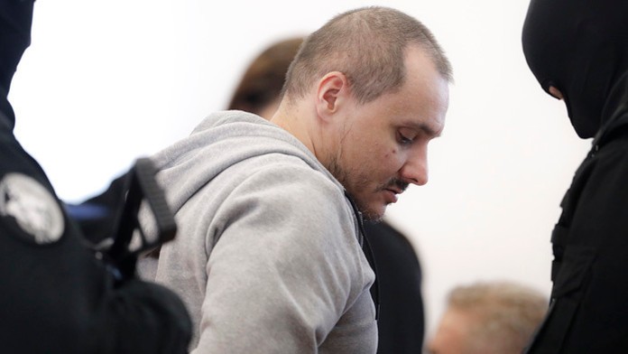 Luis Díaz z Porta oslavuje gól v EL proti Feyenoordu.