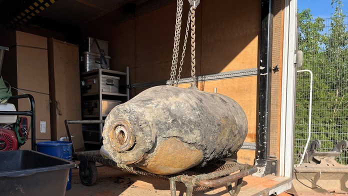 Objavili ju na tenisovom kurte. V Berlíne zneškodnili 500-kilogramovú bombu z druhej svetovej vojny