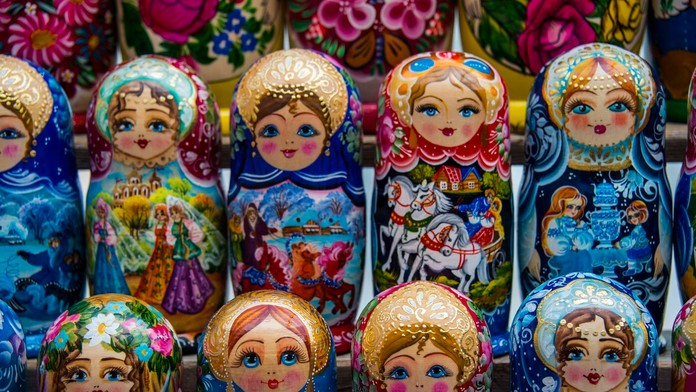 PRIESKUM: Všetci klamú, v Rusku je blahobyt. Konšpiračnému tvrdeniu veria najmä voliči Smeru, SNS a Republiky