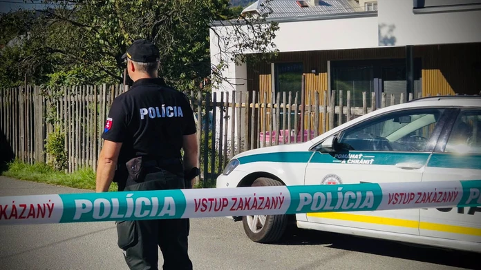 Útok na škole v Staškove.
