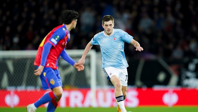 „Ivan, zaplať Čakveho!“ skandovala Bratislava. Belasé nádeje vyhasli, talizman odchádza do Anglicka