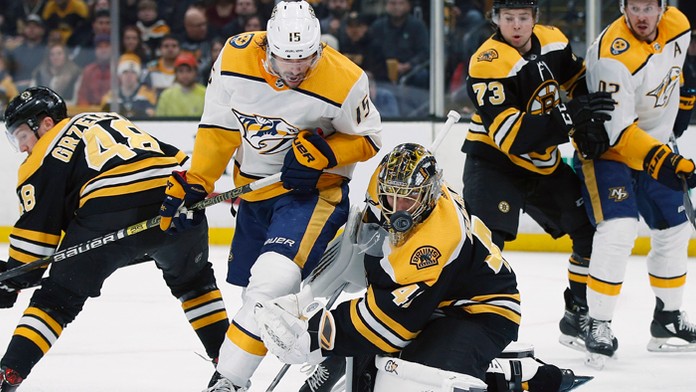 Claude Giroux z Philadelphie reaguje po zápase s Columbusom.