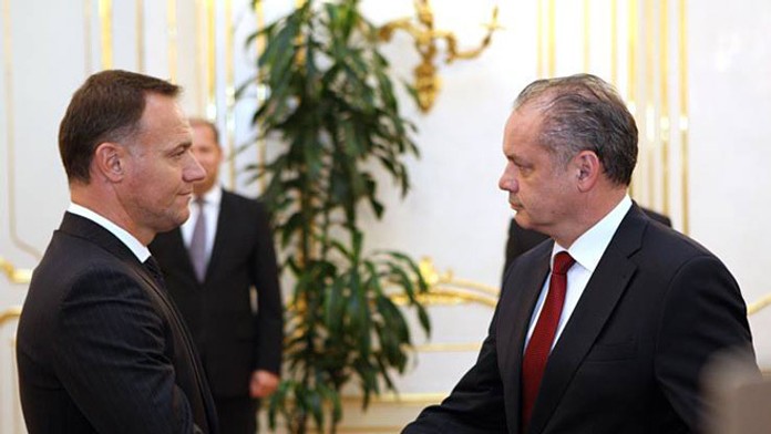 Prezident Andrej Kiska vymenoval ministra zdravotníctva Viliama Čisláka.