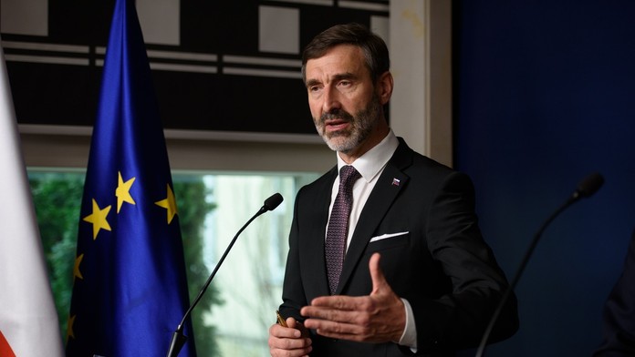 Blanár požiadal Španielsko o poskytnutie systému protivzdušnej obrany, ktorý by chránil slovenské nebo