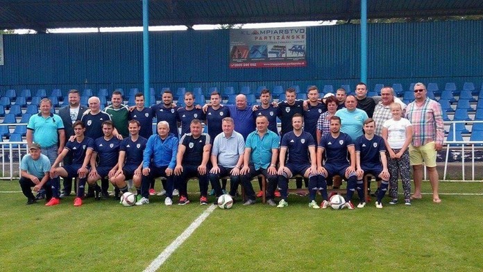 Tím ŠK Slovan Šimonovany.