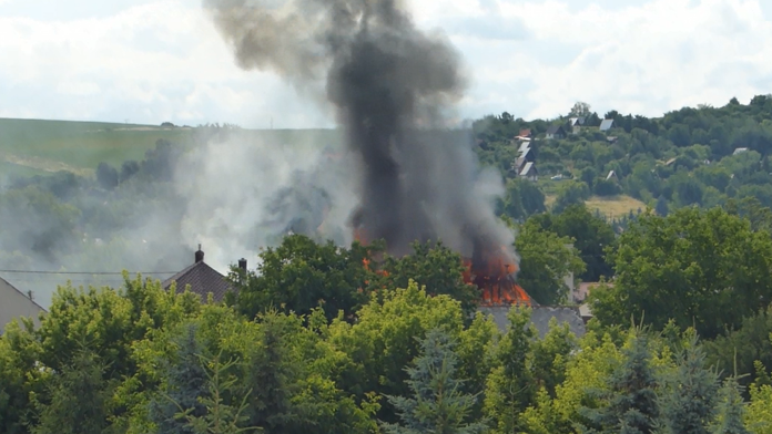 Požiar domu vo Veľkom Šariši.