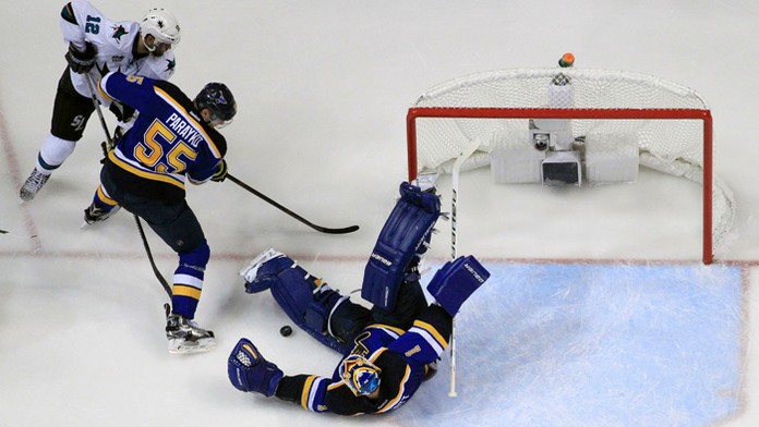 Hokejisti St. Louis Blues úspešne vstúpili do finálových bojov v play off Západnej konferencie NHL.