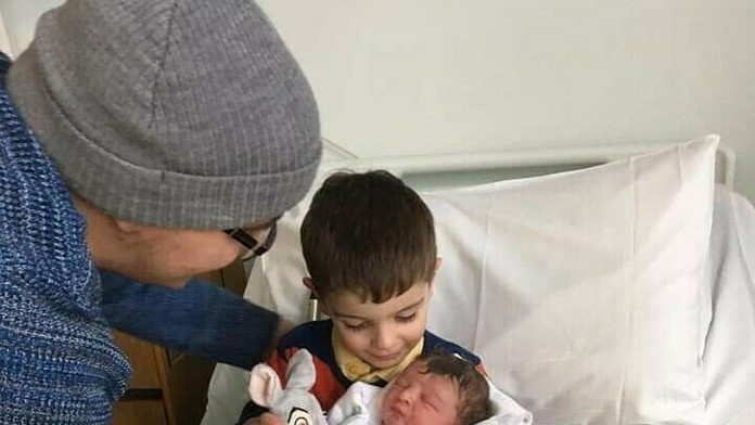 Pasažieri lode Zaandam, ktorí sú v karanténe pri pobreží Panamy.