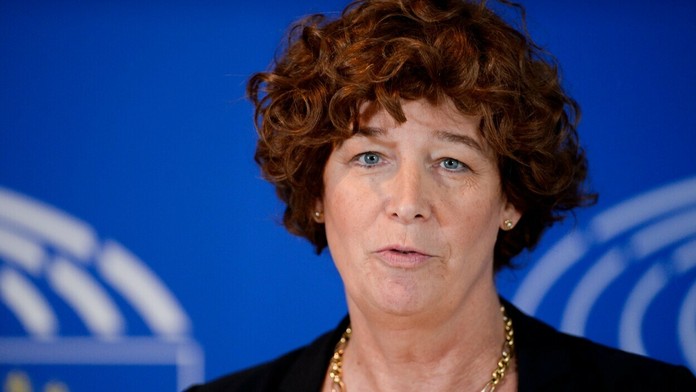 Padajúce regály v brazílskom supermarkete.