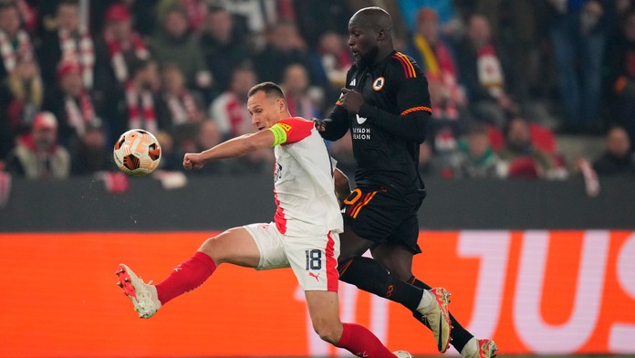 EL: AS Rím padol na Edene, Liverpool v Toulouse. Leverkusen má istý postup, Ajax prehĺbil trápenie