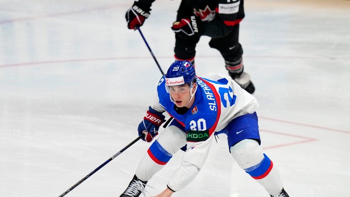 Čaká v NHL mladíka Slafkovského pocta hodná veterána? Zámorský expert má jednoznačnú odpoveď