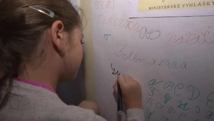 Deti namiesto učenia písali hlaholikou aj hieroglyfmi