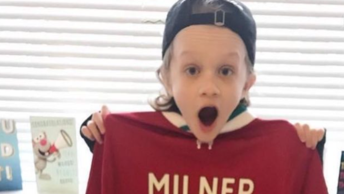 Chlapca na ihrisku zasiahol blesk