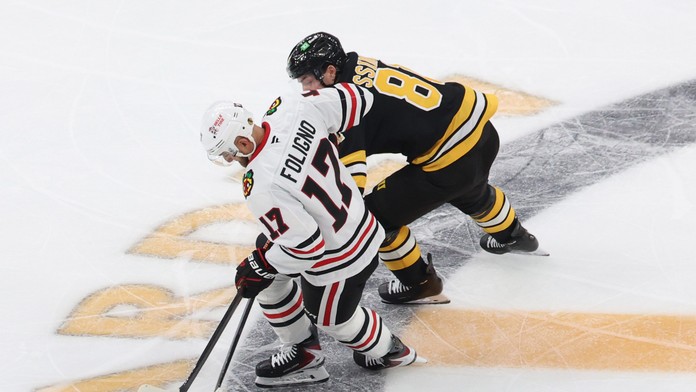 Chicago si musí na istý čas poradiť bez kapitána. Dcéru Nicka Foligna čaká náročná operácia