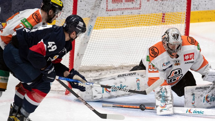 Slovan doma zdolal Košice a má prvý mečbal. Rozhodlo trestné strieľanie