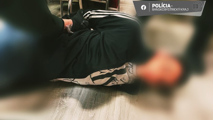 Muž v Banskej Bystrici bodol suseda.