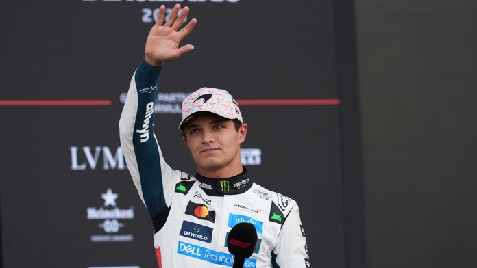 Kvalifikáciu na VC Mexika ovládol Lando Norris. Dobrú pozíciu si vybojovala aj dvojica na Ferrari