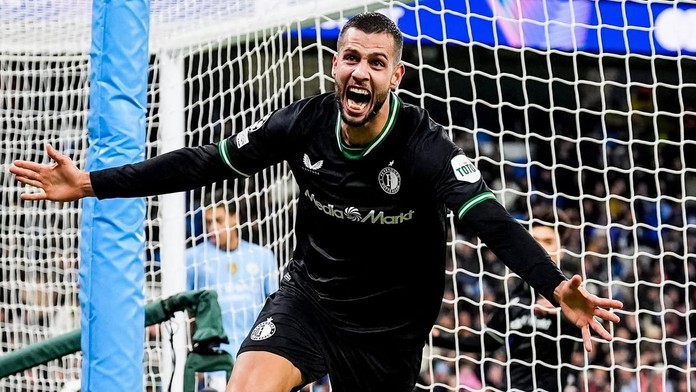 Dávid Hancko už údajne súhlasil s prestupom. V novom tíme si zahrá s Cristianom Ronaldom