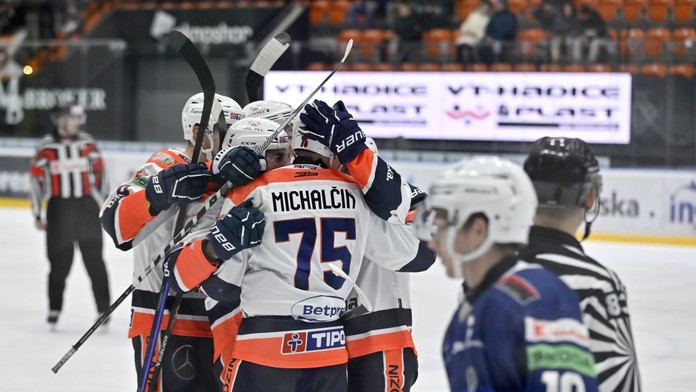 Michalovce potvrdili skvelú formu, Nové Zámky sú naďalej v kríze. Zvolen pretrhol sériu prehier