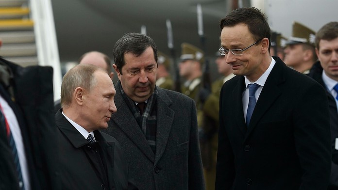 Privítanie Putina v Budapešti.