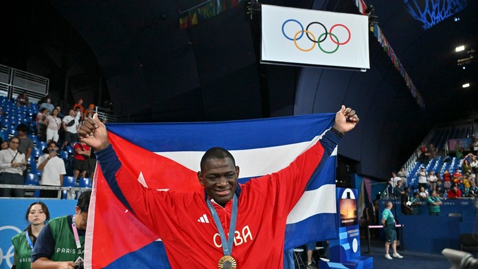 VIDEO: Dokázal niečo, čo sa nikomu inému nepodarilo. Legendárny Kubánec sa rozlúčil s jedinečnou kariérou