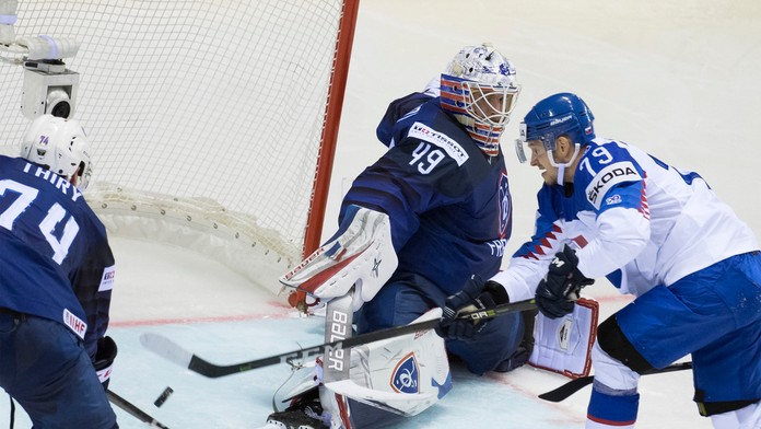 Michal Čajkovský sa raduje z gólu proti Francúzsku na MS 2019.