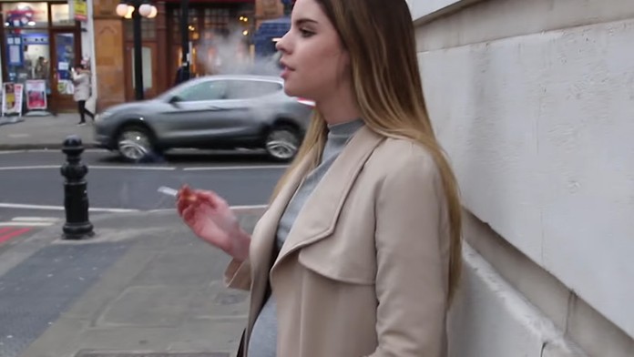 Zapálili by ste tehotnej žene cigaretu? Takto dopadol sociálny experiment