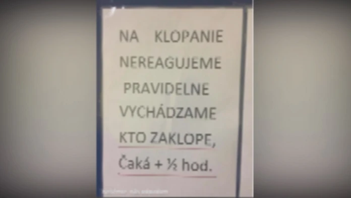 Nápis na istej ambulancii v Nitre.