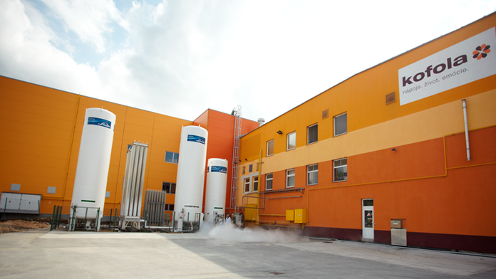 V závode skupiny Kofola v Rajeckej Lesnej musia znížiť spotrebu vody na minimum