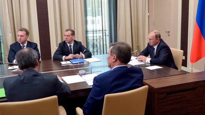 Rusko dnes začalo s útokmi v Sýrii