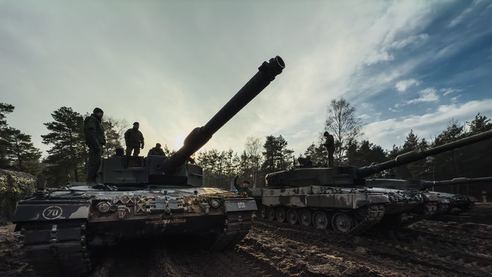 Tréning ukrajinských vojakov v Poľsku na tankoch Leopard 2A4