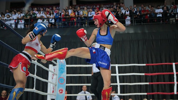 Slovenské reprezentantky zahviezdili na majstrovstvách Európy v kickboxe. Domov berieme tri medaily