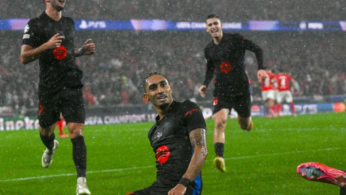 Liga majstrov: Liverpool postúpil priamo do osemfinále, Barcelona predviedla zázračný obrat