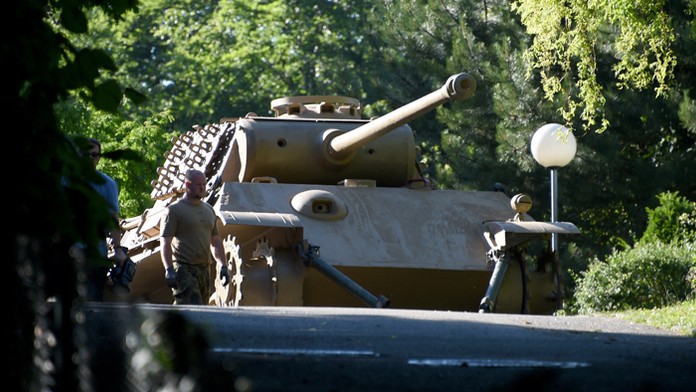 Nemecký dôchodca v pivnici skladoval tank.