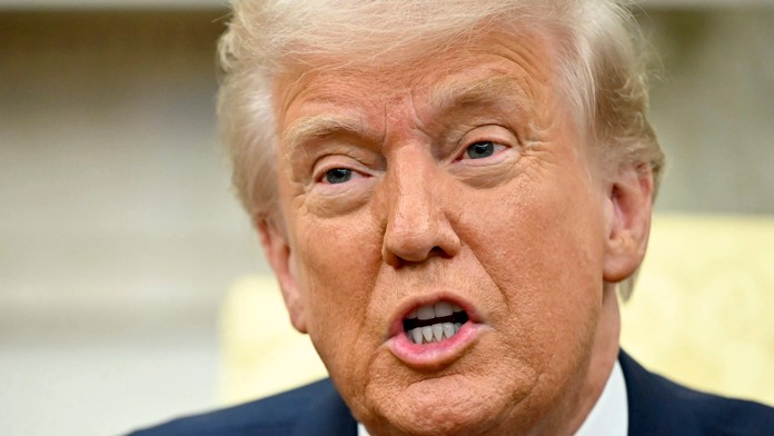 Donald Trump chce stále získať kontrolu nad Grónskom. Tvrdí, že je to v záujme svetového mieru