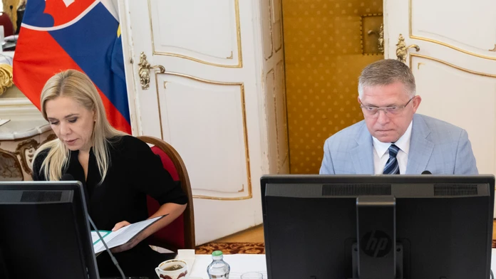 Fico odmieta krok Európskej komisie zastaviť dodávky energií z Ruska. Považuje to za „politické dobrodružstvo“