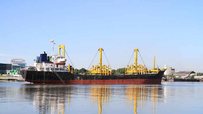 Poľská nákladná loď