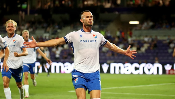 Splní si detský sen, túži vyhrávať trofeje. Erik Prekop sa teší z príchodu do Slavie