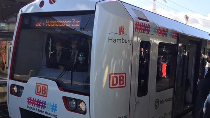 V Nemecku predstavili prvý automatizovaný vlak,