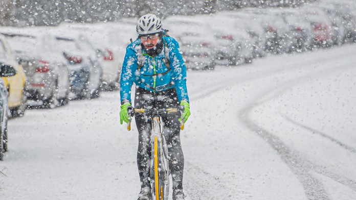 Sneženie v Bratislave.