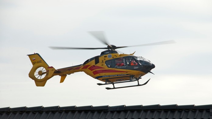 Poľský záchranársky vrtuľník. 