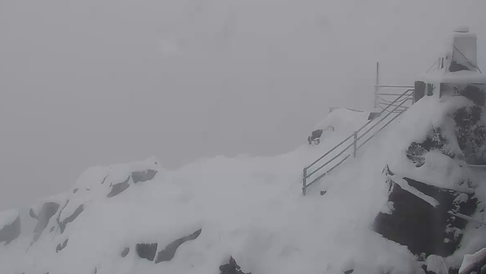 Pohľad na Lomnický štít z online kamery