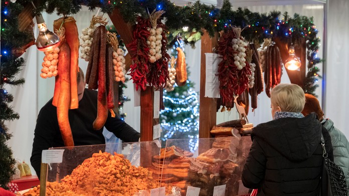 PRIESKUM: Tretina Slovákov považuje zdvíhanie cien zo strany podnikateľov za nevyhnutné