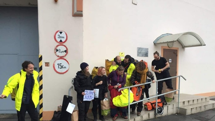 Prepustení aktivisti Greenpeace v väzenia v Ilave.
