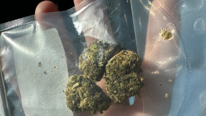 Na snímke je HHC-P, nová legálna droga mladých Slovákov.