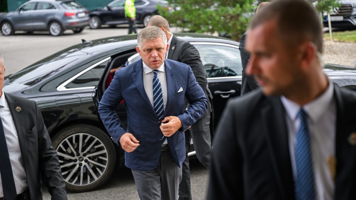 Na snímke predseda vlády SR Robert Fico (Smer-SD).
