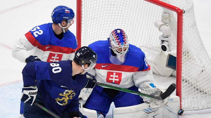 Slovenskí hokejisti hrali pri Fínom na OH v Pekingu