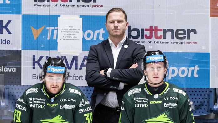 Pohronské derby jasne v réžii Banskej Bystrice. Žilina je na čele extraligy, Slovan vyhral aj v Košiciach