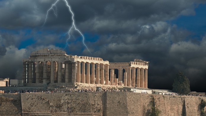 Ministerstvo zahraničia varuje pred silnou búrkou v Grécku. Udrieť by mala čoskoro