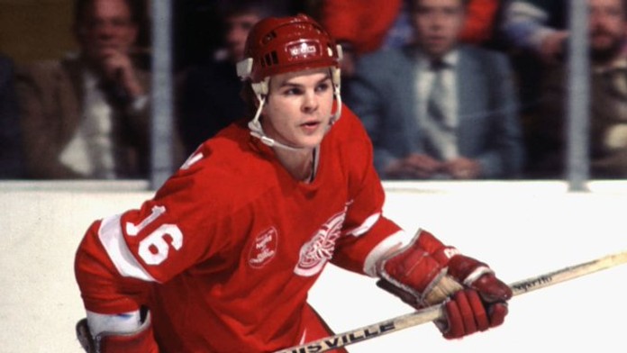 Bojoval proti vážnej chorobe, ktorú mu diagnostikovali. Vo veku 67 rokov zomrel Mark Kirton